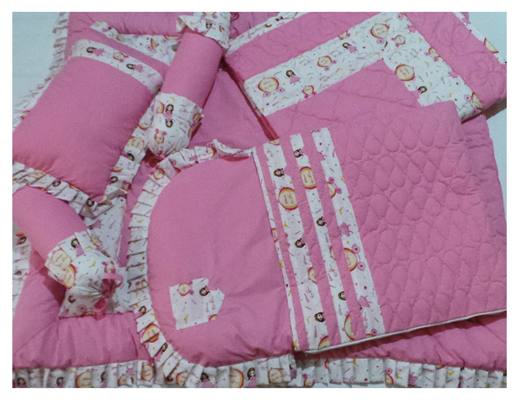hello little one bedding collection 1_Artboard 6 princess set2